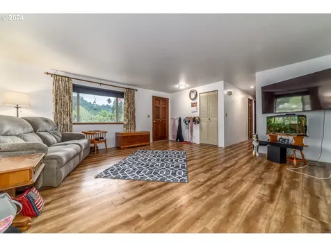 78414 Bigelow Way Cottage Grove OR 97424