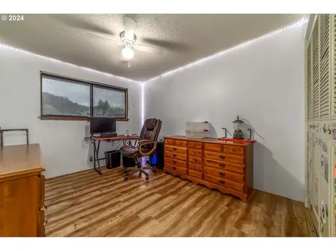 78414 Bigelow Way Cottage Grove OR 97424