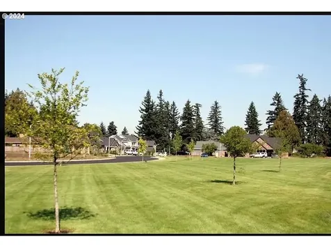 NW 10th Avenue Canby OR 97013