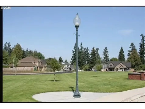 NW 10th Avenue Canby OR 97013