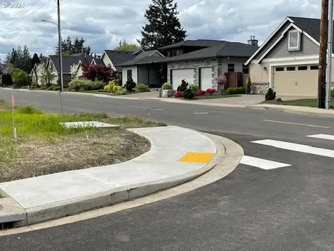 NW 10th Avenue Canby OR 97013