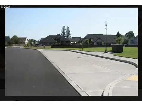 NW 10th Avenue Canby OR 97013