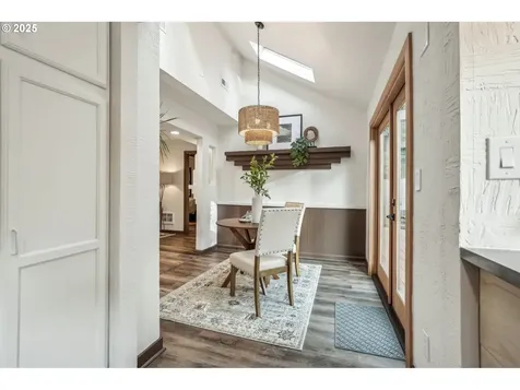 2122 N Emerson Street Portland OR 97217
