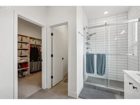 3911 Se Franklin Court Portland OR 97202
