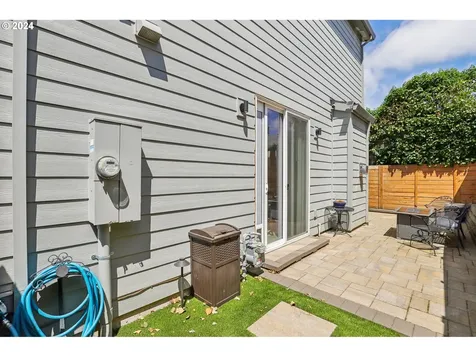 3911 Se Franklin Court Portland OR 97202