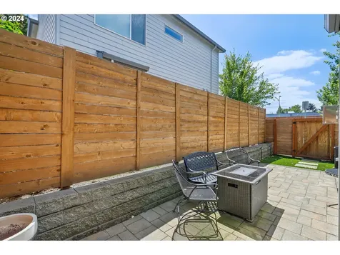 3911 Se Franklin Court Portland OR 97202