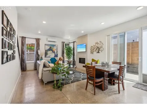 3911 Se Franklin Court Portland OR 97202
