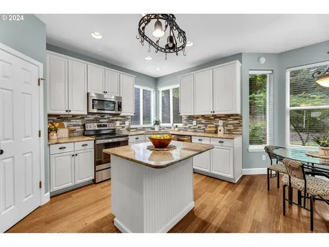 12712 Nw 24th Avenue Vancouver WA 98685