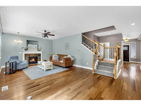 12712 Nw 24th Avenue Vancouver WA 98685