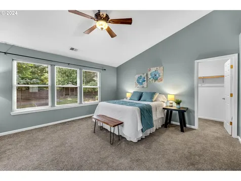 12712 Nw 24th Avenue Vancouver WA 98685
