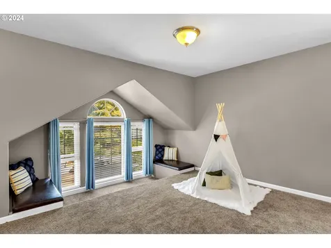 12712 Nw 24th Avenue Vancouver WA 98685