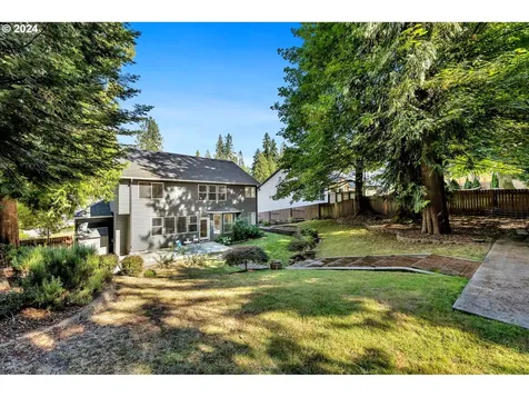 12712 Nw 24th Avenue Vancouver WA 98685