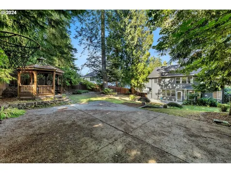 12712 Nw 24th Avenue Vancouver WA 98685