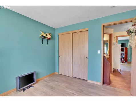 10401 NE 73rd Street Vancouver WA 98662