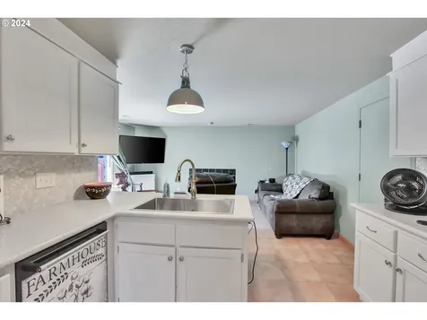 10401 NE 73rd Street Vancouver WA 98662