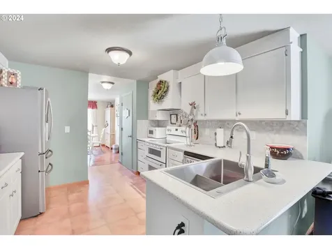 10401 NE 73rd Street Vancouver WA 98662