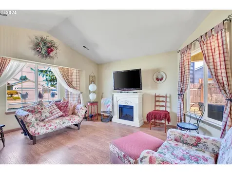 10401 NE 73rd Street Vancouver WA 98662