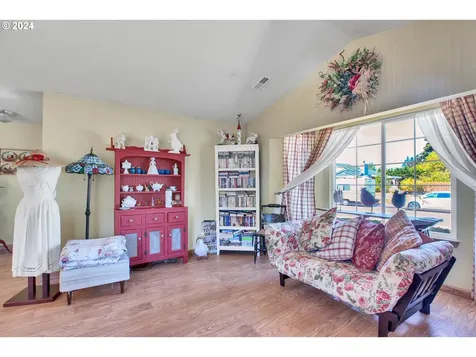 10401 NE 73rd Street Vancouver WA 98662