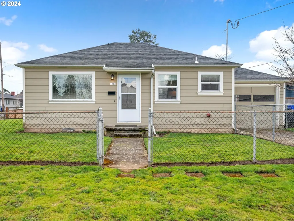 7432 Ne Oregon Street Portland OR 97213