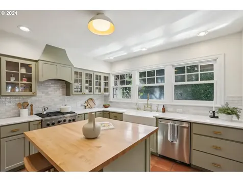 6707 Se 34th Avenue Portland OR 97202