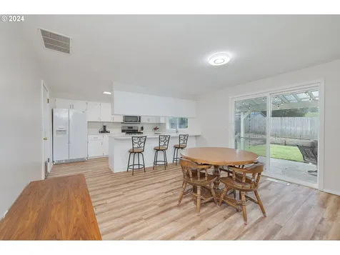 19520 Sw Hennig Street Beaverton OR 97003