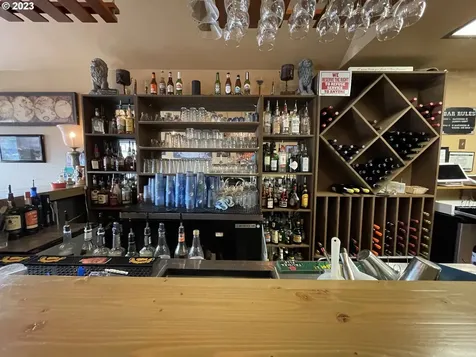 1277 Bay Street Florence OR 97439