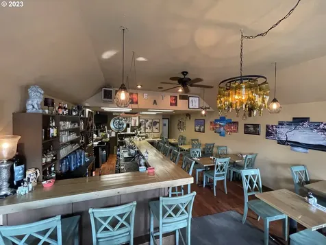 1277 Bay Street Florence OR 97439