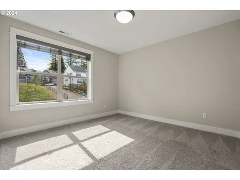 6747 SW Orchid Street Portland OR 97223