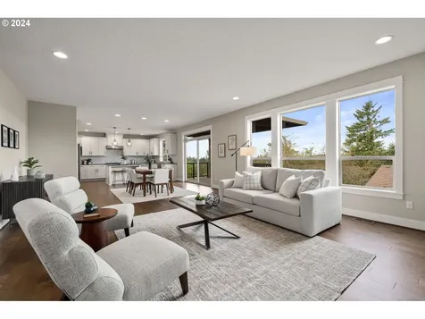 6747 SW Orchid Street Portland OR 97223