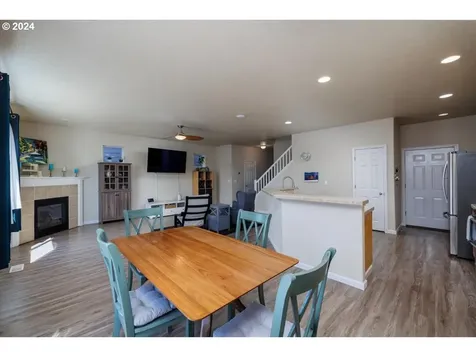 6324 SE Kensington Street Hillsboro OR 97123