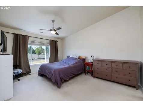 6324 SE Kensington Street Hillsboro OR 97123