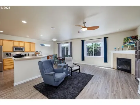 6324 SE Kensington Street Hillsboro OR 97123