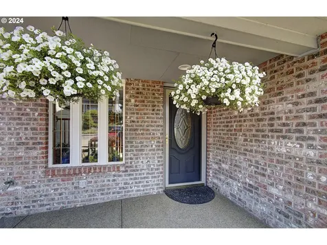 526 Nw Fremont Street Camas WA 98607