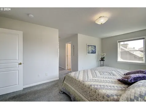 526 Nw Fremont Street Camas WA 98607