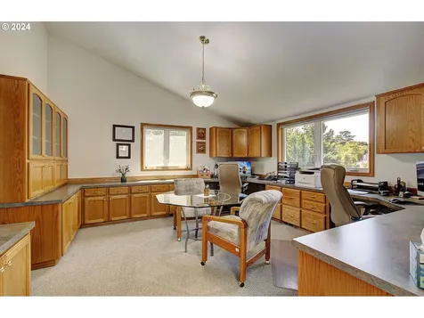 526 Nw Fremont Street Camas WA 98607