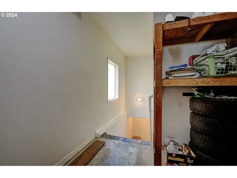 526 Nw Fremont Street Camas WA 98607