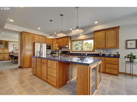 526 Nw Fremont Street Camas WA 98607