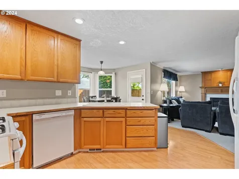 3021 Se 23rd Street Gresham OR 97080