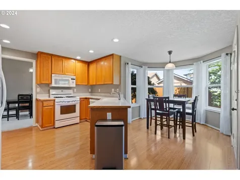 3021 Se 23rd Street Gresham OR 97080