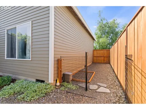 3021 Se 23rd Street Gresham OR 97080