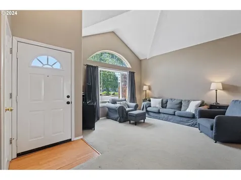 3021 Se 23rd Street Gresham OR 97080