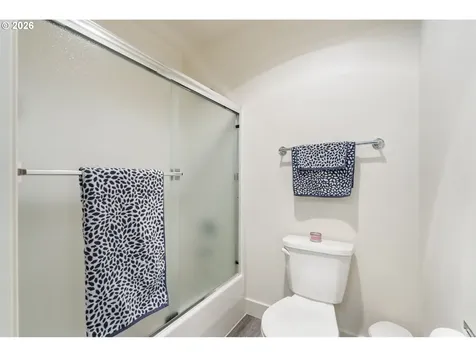 9721 NW Miller Hill Drive Portland OR 97229