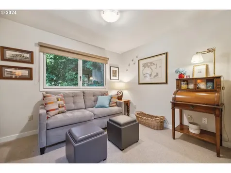 1049 Northshore Place Lake Oswego OR 97034