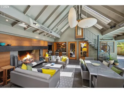 1049 Northshore Place Lake Oswego OR 97034