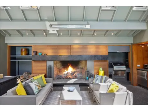 1049 Northshore Place Lake Oswego OR 97034