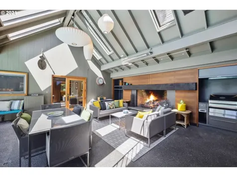 1049 Northshore Place Lake Oswego OR 97034