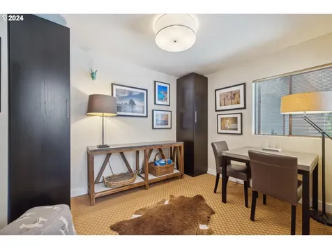 1049 Northshore Place Lake Oswego OR 97034