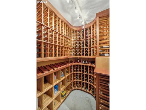1049 Northshore Place Lake Oswego OR 97034