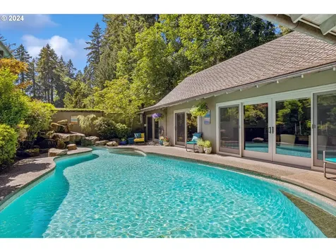 1049 Northshore Place Lake Oswego OR 97034