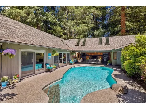 1049 Northshore Place Lake Oswego OR 97034